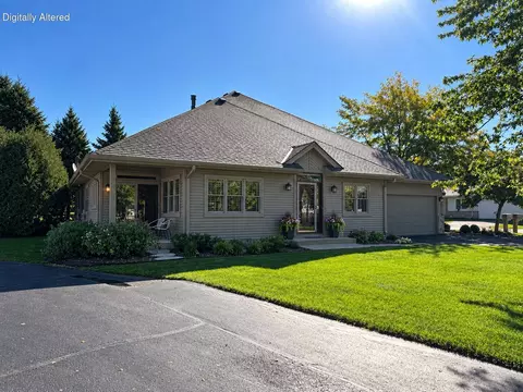 493 Sutherland, Oconomowoc, WI 53066