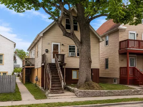 2375 S 16th #2377, Milwaukee, WI 53215