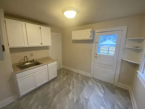 5724 N 41st, Milwaukee, WI 53209