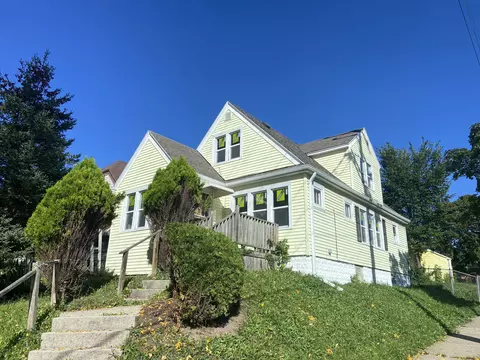 4702 N 31st, Milwaukee, WI 53209