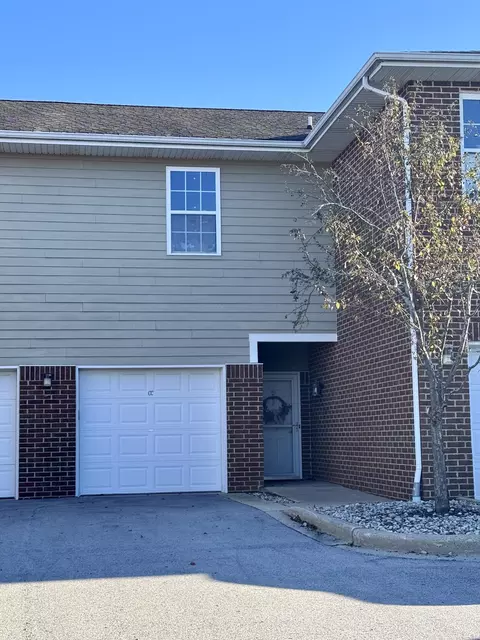 6672 102nd #CC, Pleasant Prairie, WI 53158