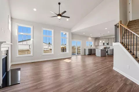 Living - 3969 Whiting, Delavan, WI 53115 photo 6 of 7