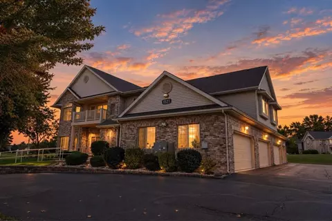 1527 Summerset #91, Mount Pleasant, WI 53406