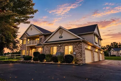 1527 Summerset #91, Mount Pleasant, WI 53406
