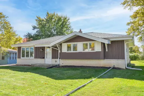 6941 N 89th, Milwaukee, WI 53224
