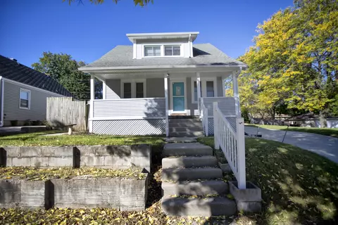 2405 S 92nd, West Allis, WI 53227