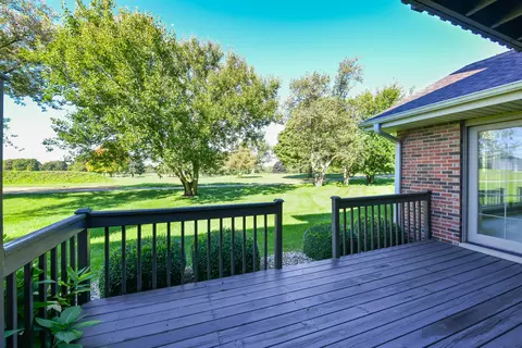 Exterior - 110 Eagle Pointe #3A, Delavan, WI 53115 photo 4 of 9