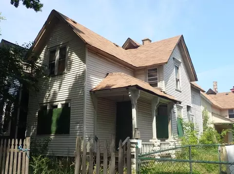 1410 W Washington #1410 B, Milwaukee, WI 53204