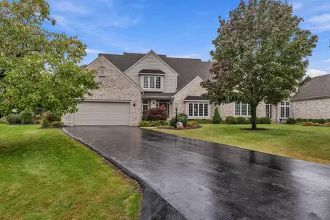 10601 N Hidden Reserve, Mequon, WI 53092