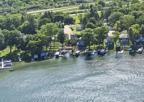 w342n4878 W Lindy, Nashotah, WI 53058