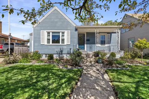 2122 29th, Kenosha, WI 53140