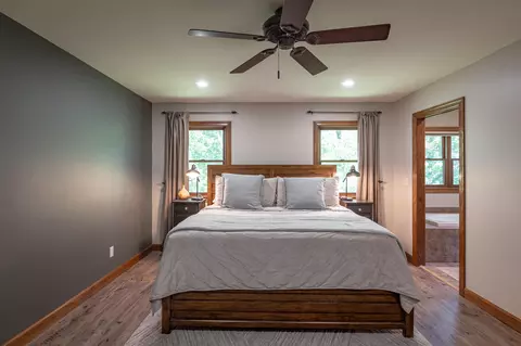 Bedroom - n6587 Mccurdy Road, Onalaska, WI 54636 photo 1 of 7