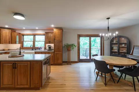 Dining - n6587 Mccurdy Road, Onalaska, WI 54636 photo 2 of 2