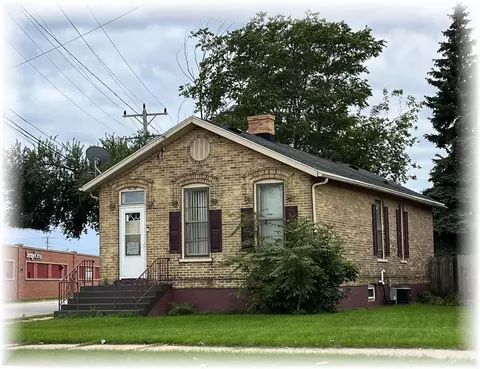1601 Rapids, Racine, WI 53404