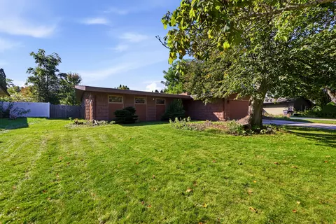 1607 Kaufmann, Sheboygan, WI 53081