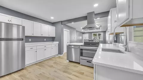 303 Wisconsin, Sheboygan, WI 53081