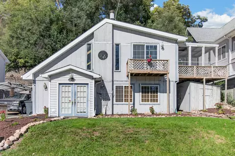 33940 Lagoon, Burlington, WI 53105