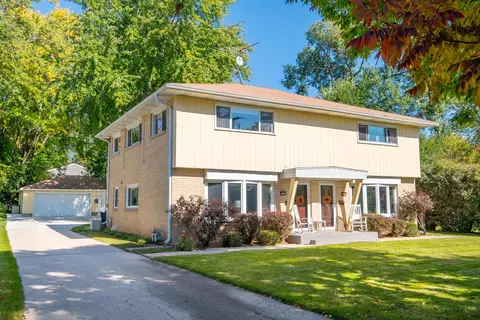 n70w5762 5764 Brg, Cedarburg, WI 53012