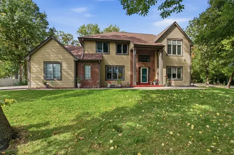 11210 W Green Tree, Milwaukee, WI 53224