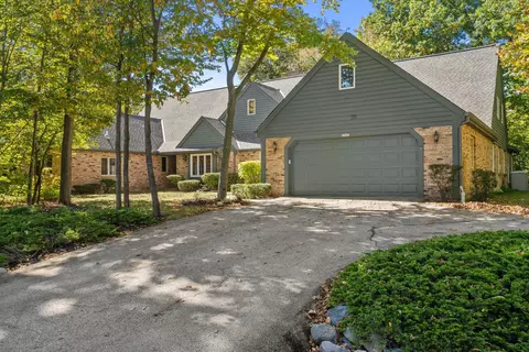 12427 N Golf, Mequon, WI 53092