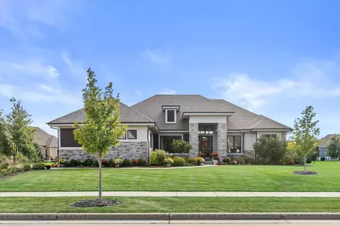 235 Four Winds, Hartland, WI 53029