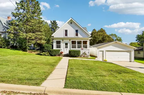 319 Sheldon, Rockdale, WI 53523