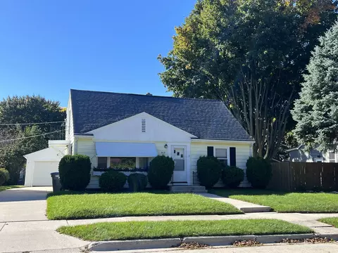 2418 S 14th, Sheboygan, WI 53081