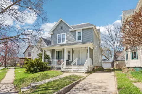 5910 19th, Kenosha, WI 53140