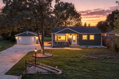 w190s7635 Circle, Muskego, WI 53150