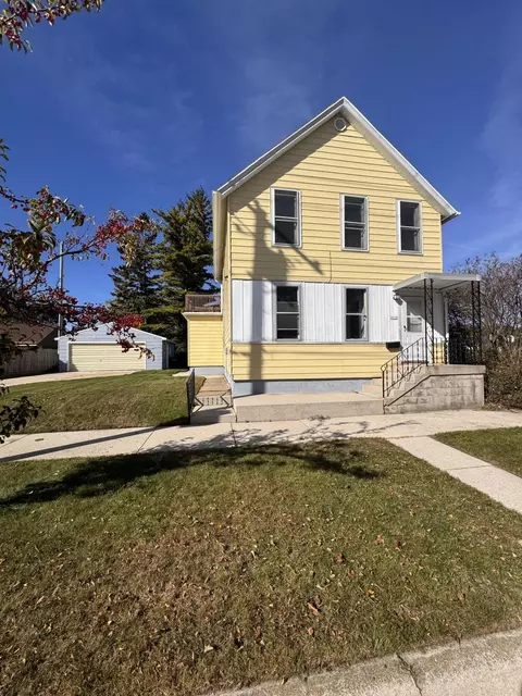 2512 S 10th, Sheboygan, WI 53081