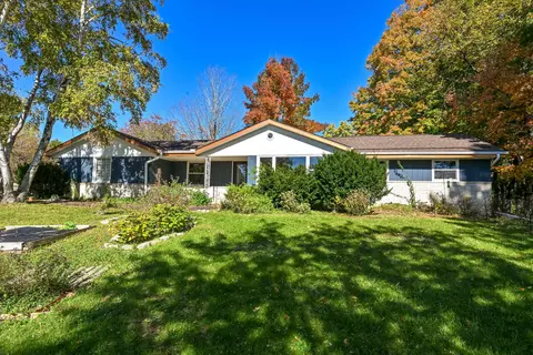 542 Sarah, Cedarburg, WI 53012