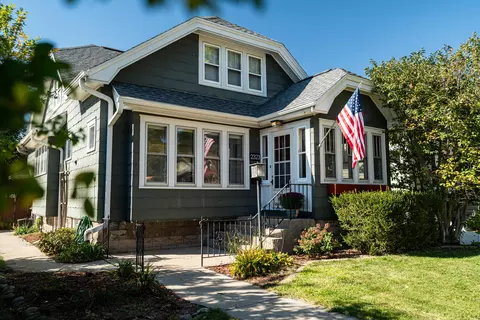 2323 N 66th, Wauwatosa, WI 53213