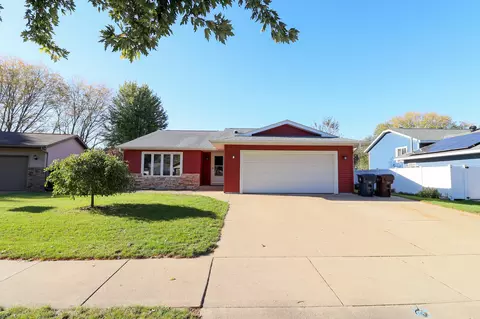 1934 Esther, Onalaska, WI 54650