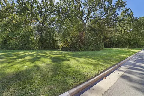 5501 Green Bay, Kenosha, WI 53144
