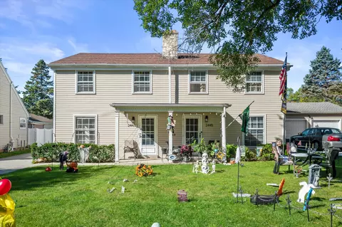 2443 N 114th #2445, Wauwatosa, WI 53226