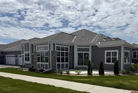 904 S Verona #35, Grafton, WI 53024