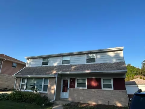 109 Brookdale, South Milwaukee, WI 53172