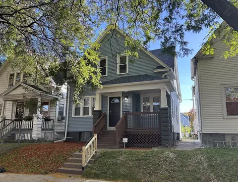 3018 N Dr Lester Carter, Milwaukee, WI 53206