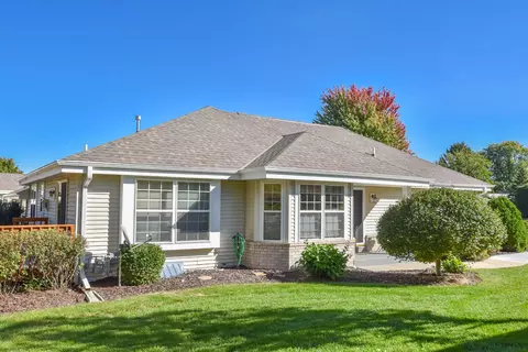n96w14172 Knollcrest #21-1, Germantown, WI 53022
