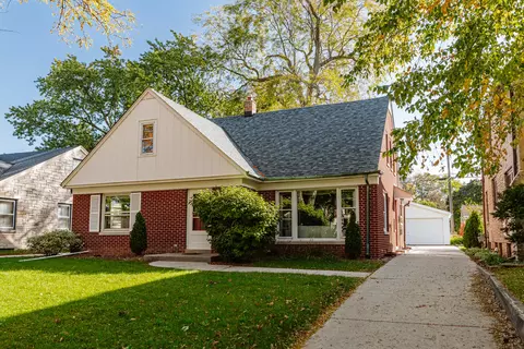 3430 N 93rd, Milwaukee, WI 53222
