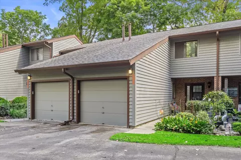 2935 Old Ml, Racine, WI 53405
