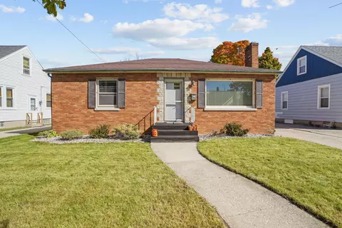 7827 23rd, Kenosha, WI 53143