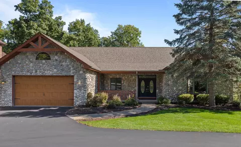 1217 Geneva National #4-29, Geneva, WI 53147