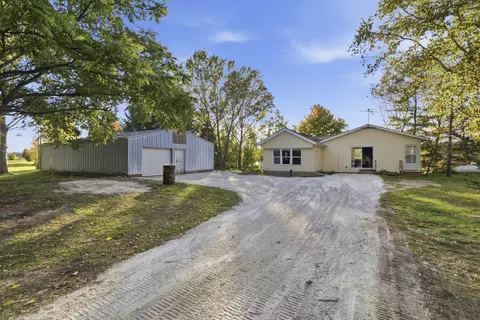 6202 Brunner, Newton, WI 53063