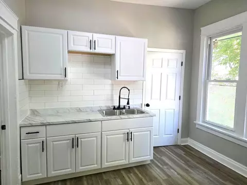 1212 W Chambers, Milwaukee, WI 53206