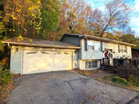 3205 Cliffside, La Crosse, WI 54601