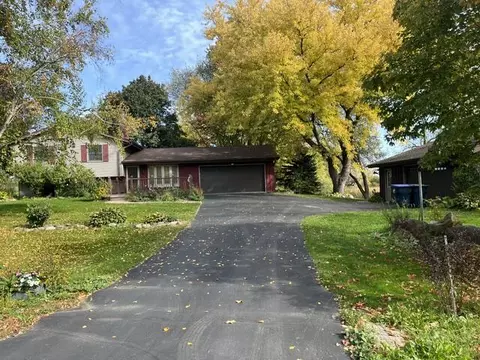w264s3768 Lawrence, Waukesha, WI 53189