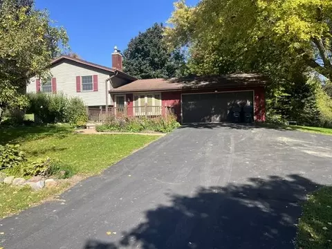 w264s3768 Lawrence, Waukesha, WI 53189
