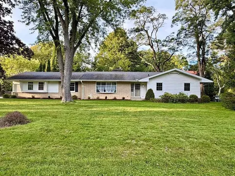 18830 Brookdale, Brookfield, WI 53045