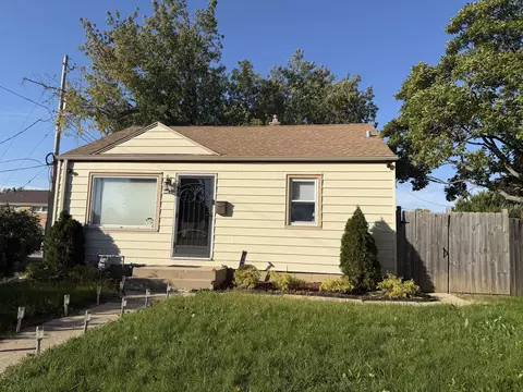 7544 W Nash, Milwaukee, WI 53216